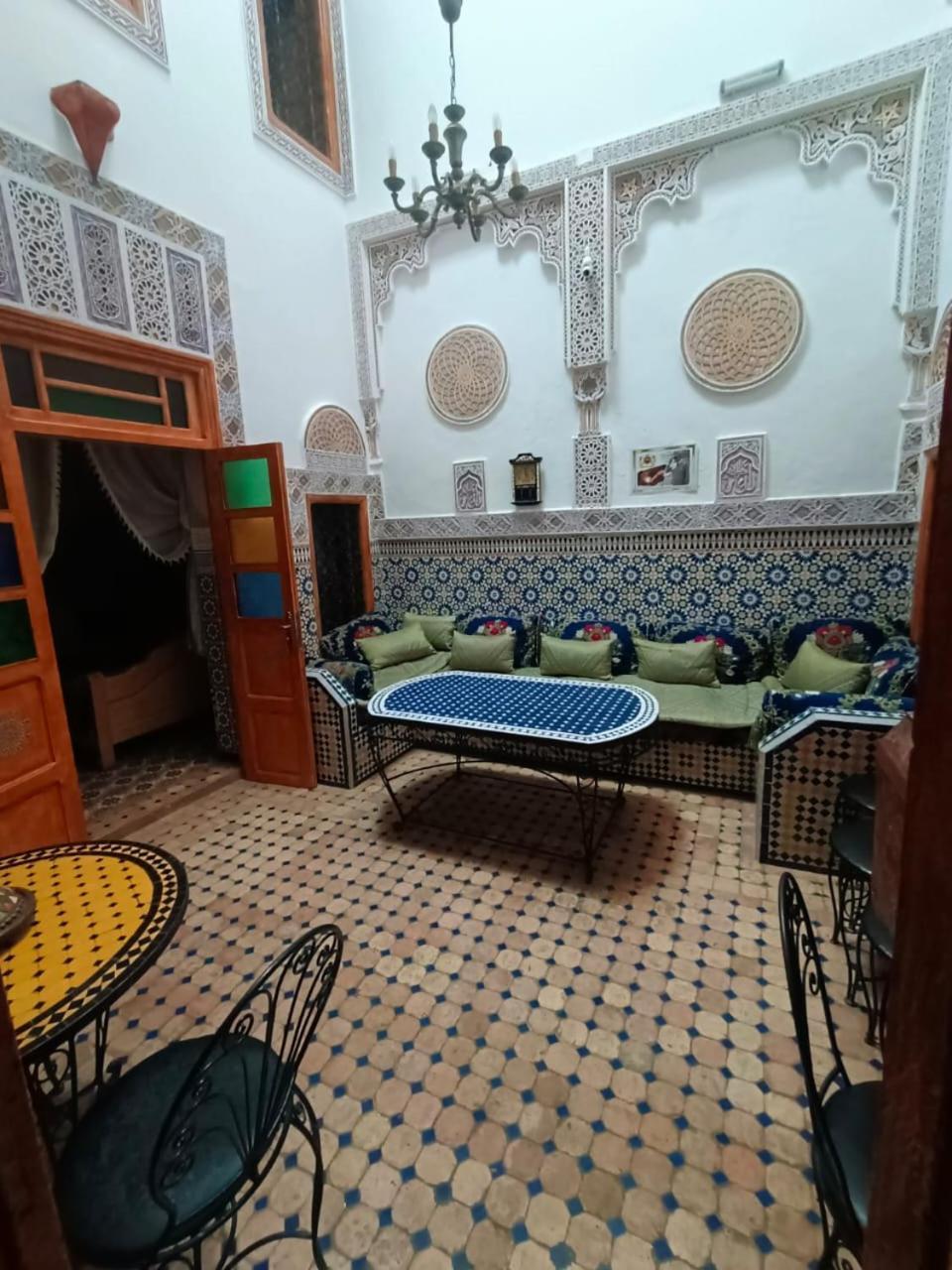 Riad Lala Drissia Fès Exteriör bild